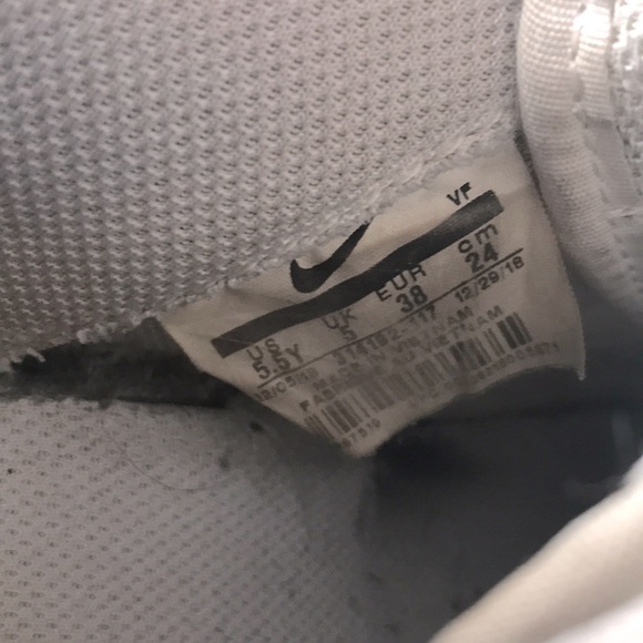 White Nike 1 Air Forces - Picture 5 of 5